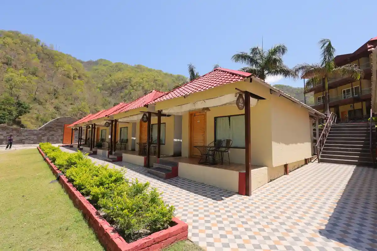 Luxury camping in Rishikesh - glamping at Nirvana River Resort on the Ganges riverbank